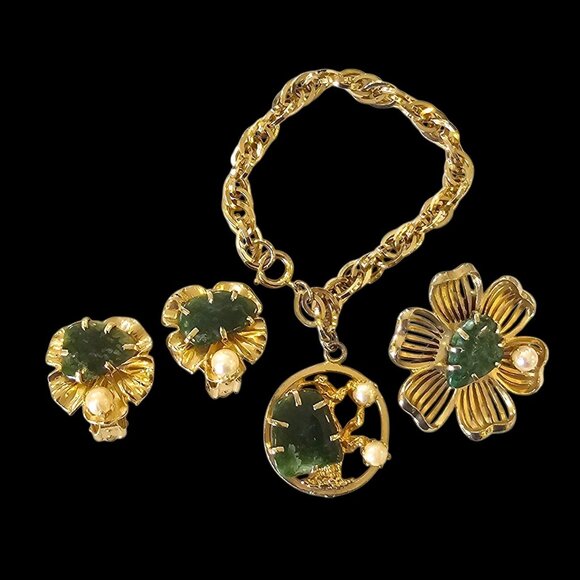 VTG Unsigned Kramer Jade Tree Bracelet Faux Pearl Clipon Earring Brooch Set Gold - Picture 1 of 16